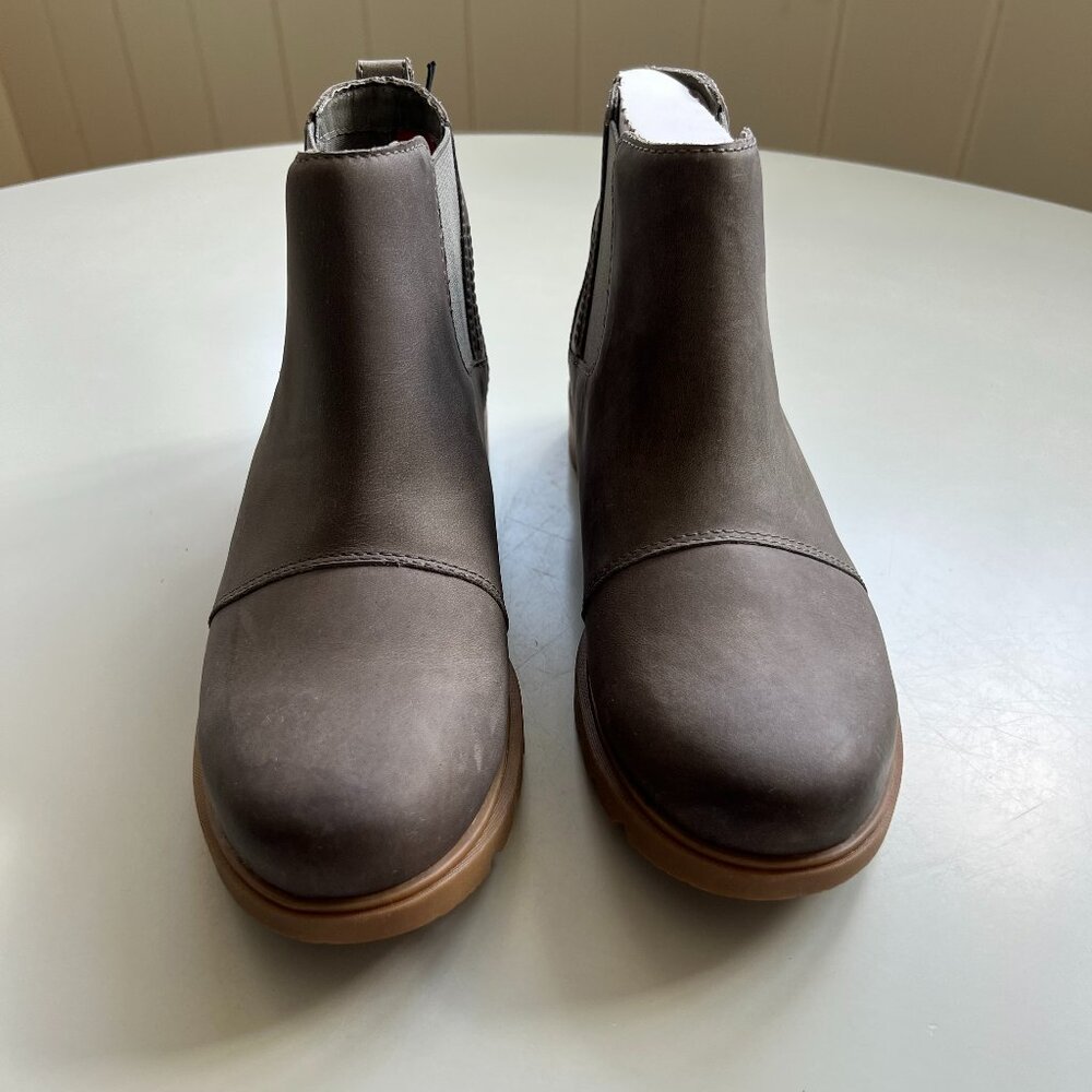 NWT Sorel Emelie III Women's Waterproof Boots Brown Size 7